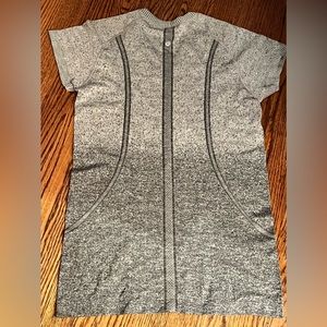 Lululemon womens swiftly tech short sleeve